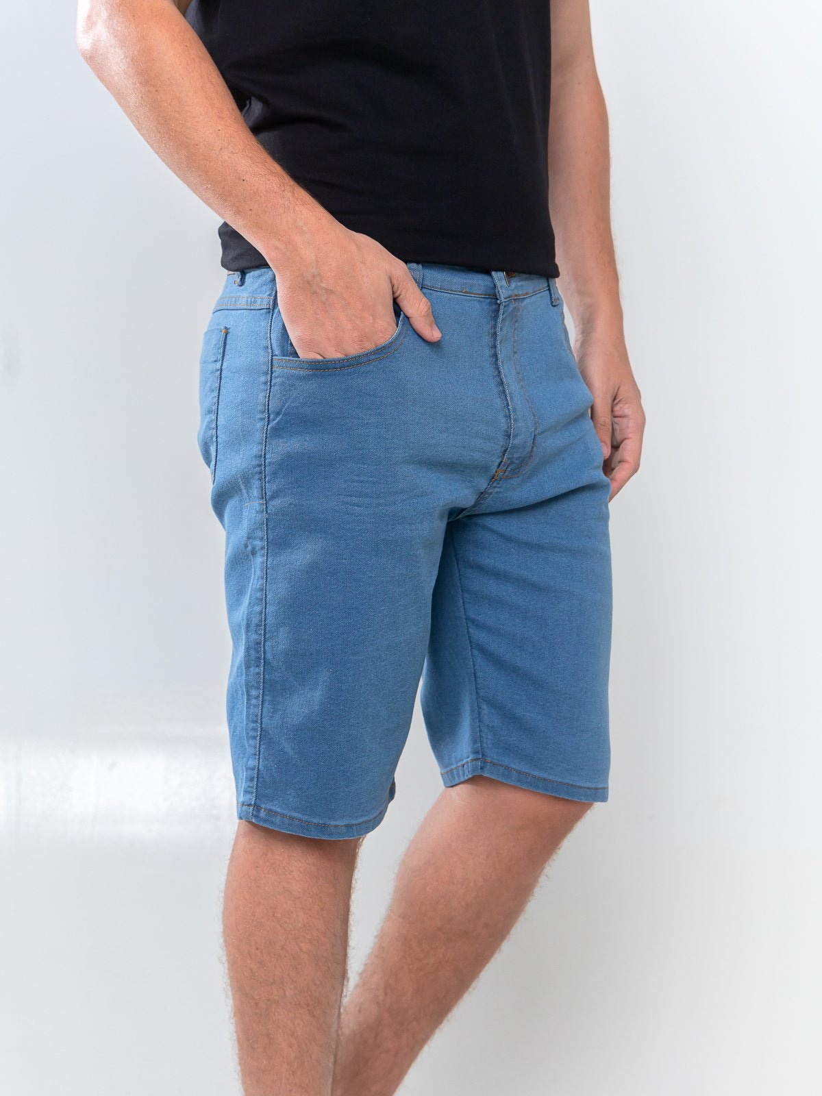 Imagem principal Bermuda Jeans Masculina Lisa Alpha Street Wear Confortavel e Casual Claro Alpha Street Wear azul/jeans azul