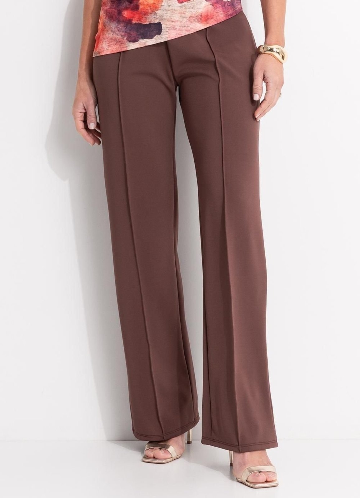 Imagem principal Calça Em Malha Ponto Roma Sarjado Quintess marrom