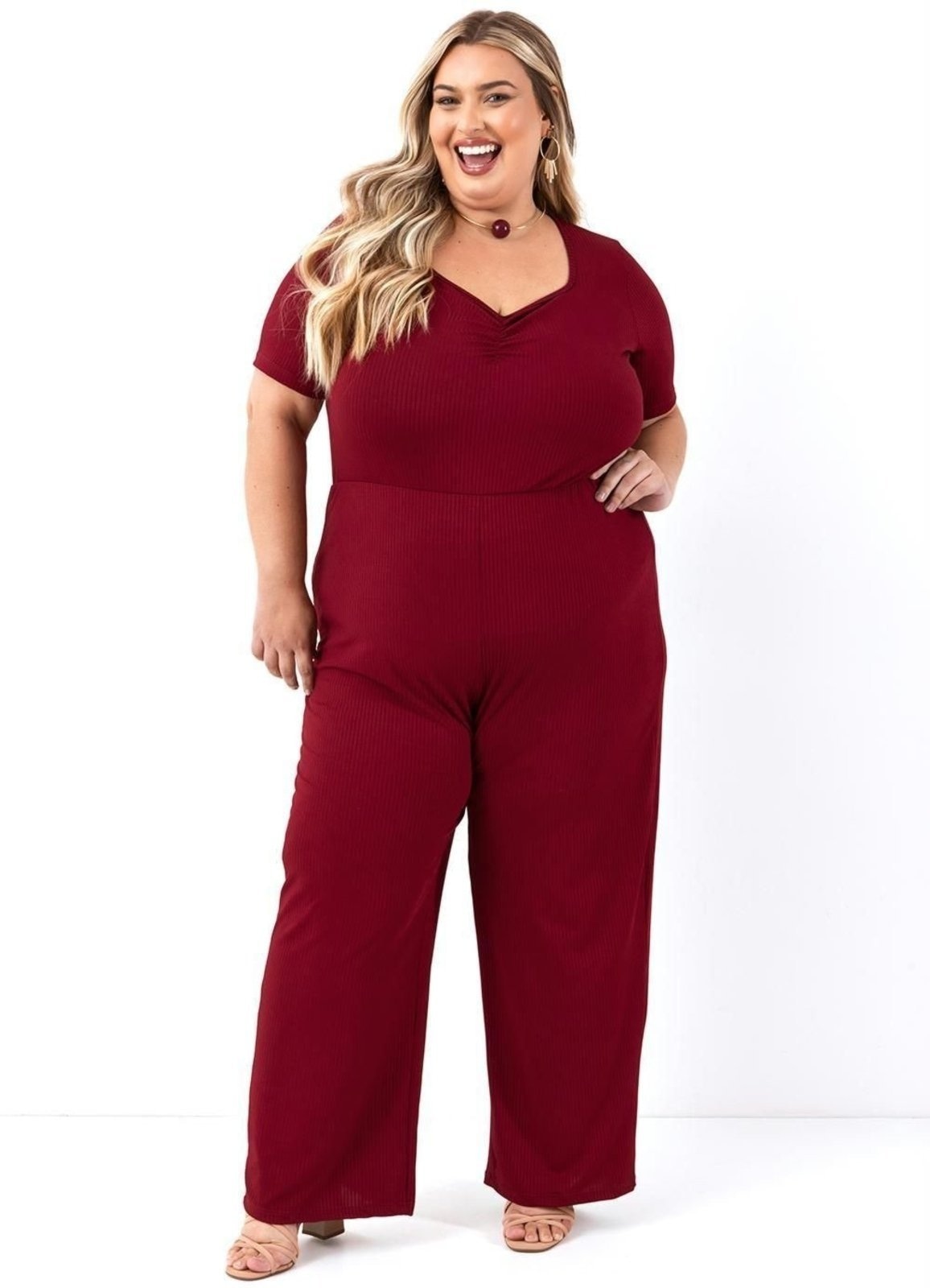 Imagem principal Macacão Cropped Em Canelado Bordô Marguerite vermelho