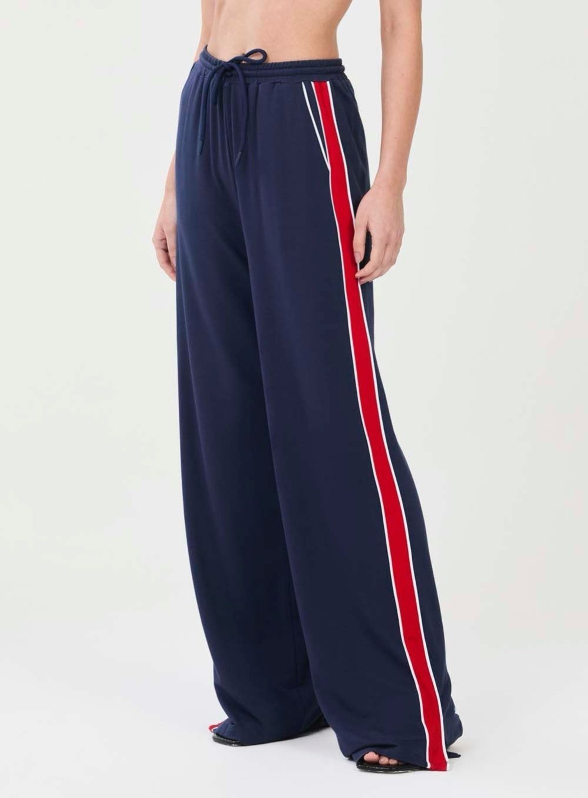 Imagem principal Calça Feminina Wide Leg Listras Laterais Colcci CLC Vermelho Colcci CLC azul